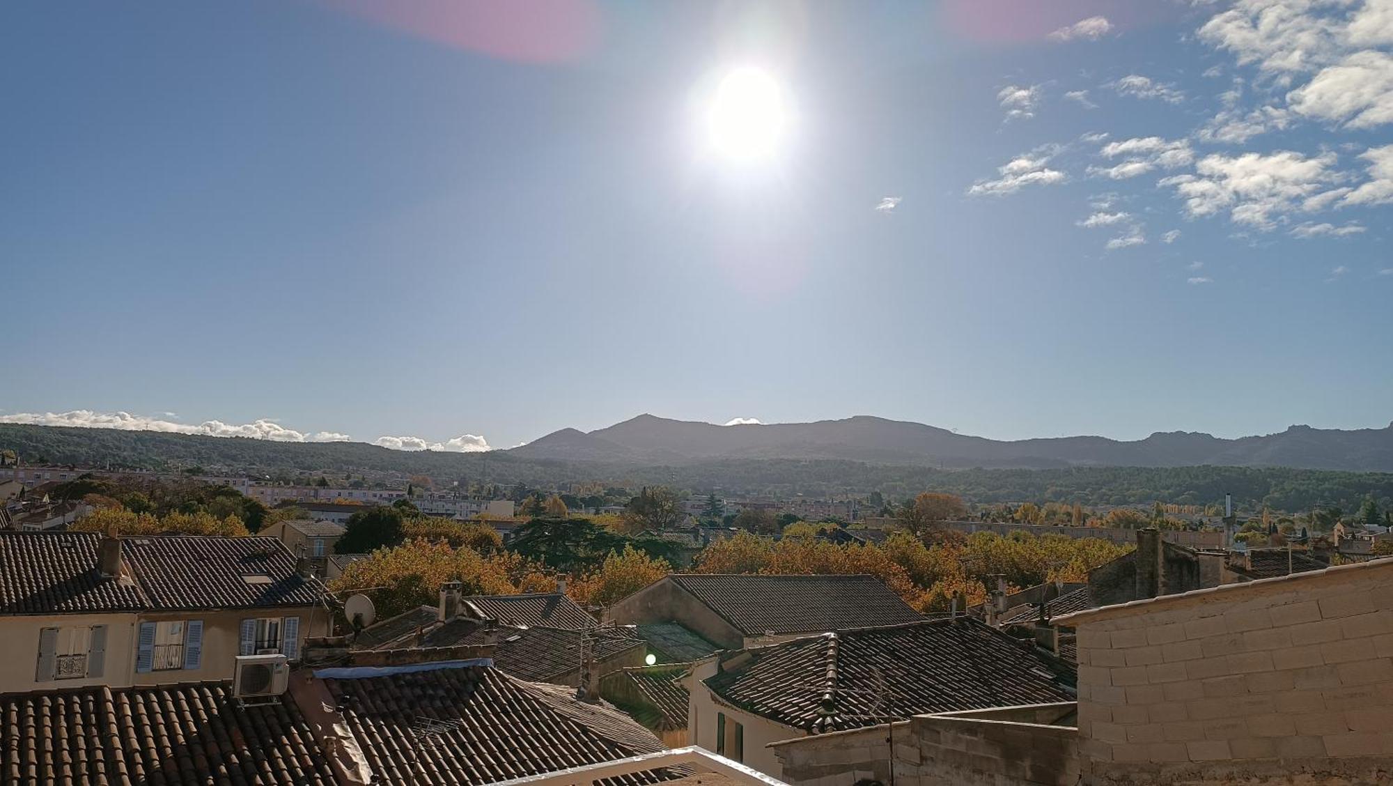Mont Ventoux - Terrasse - Vue Degagee - Linge De Qualite - Fibre - Confort Gardanne Exterior photo